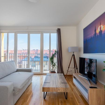 Sunny Safron Apartment Praga Zewnętrze zdjęcie