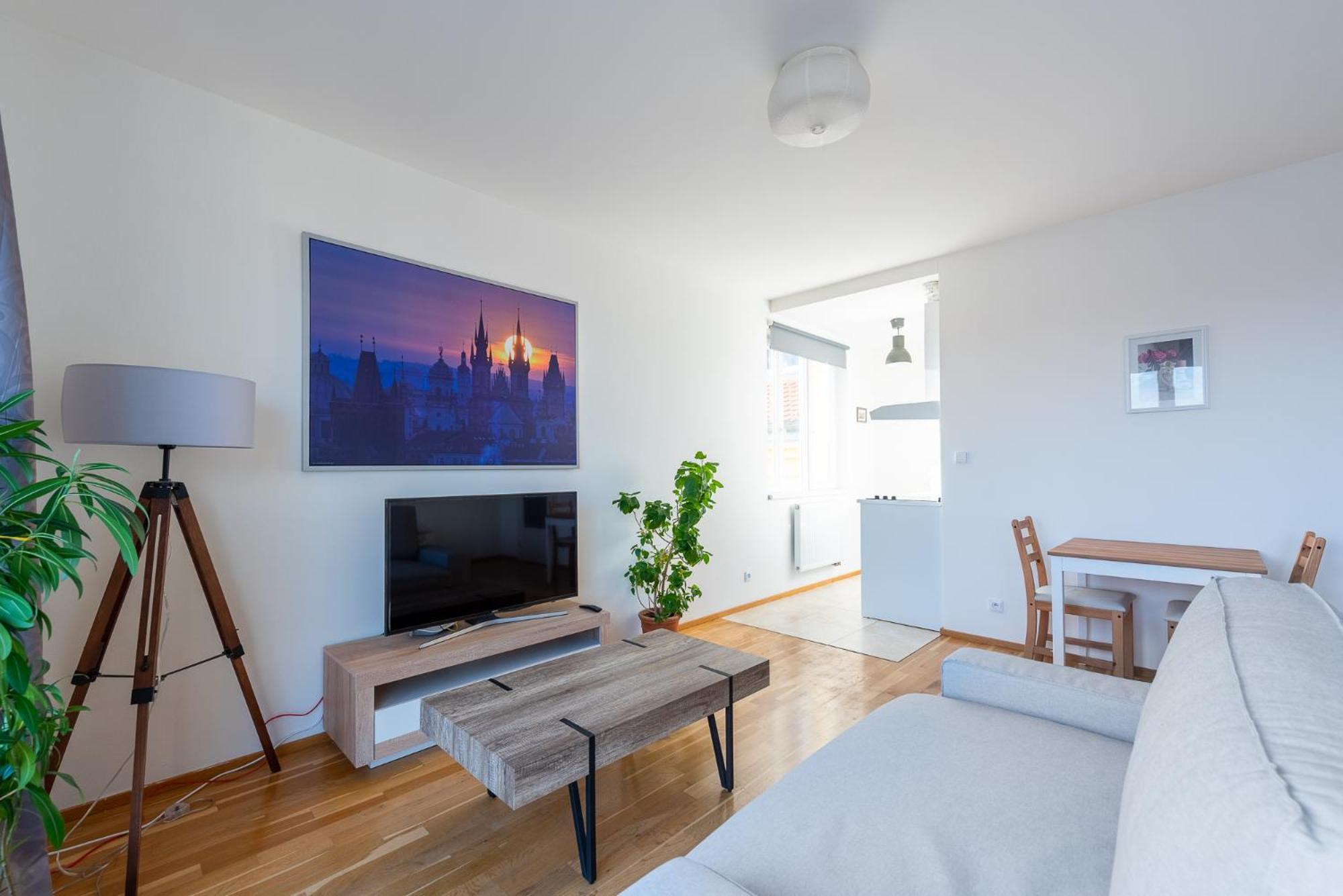 Sunny Safron Apartment Praga Zewnętrze zdjęcie