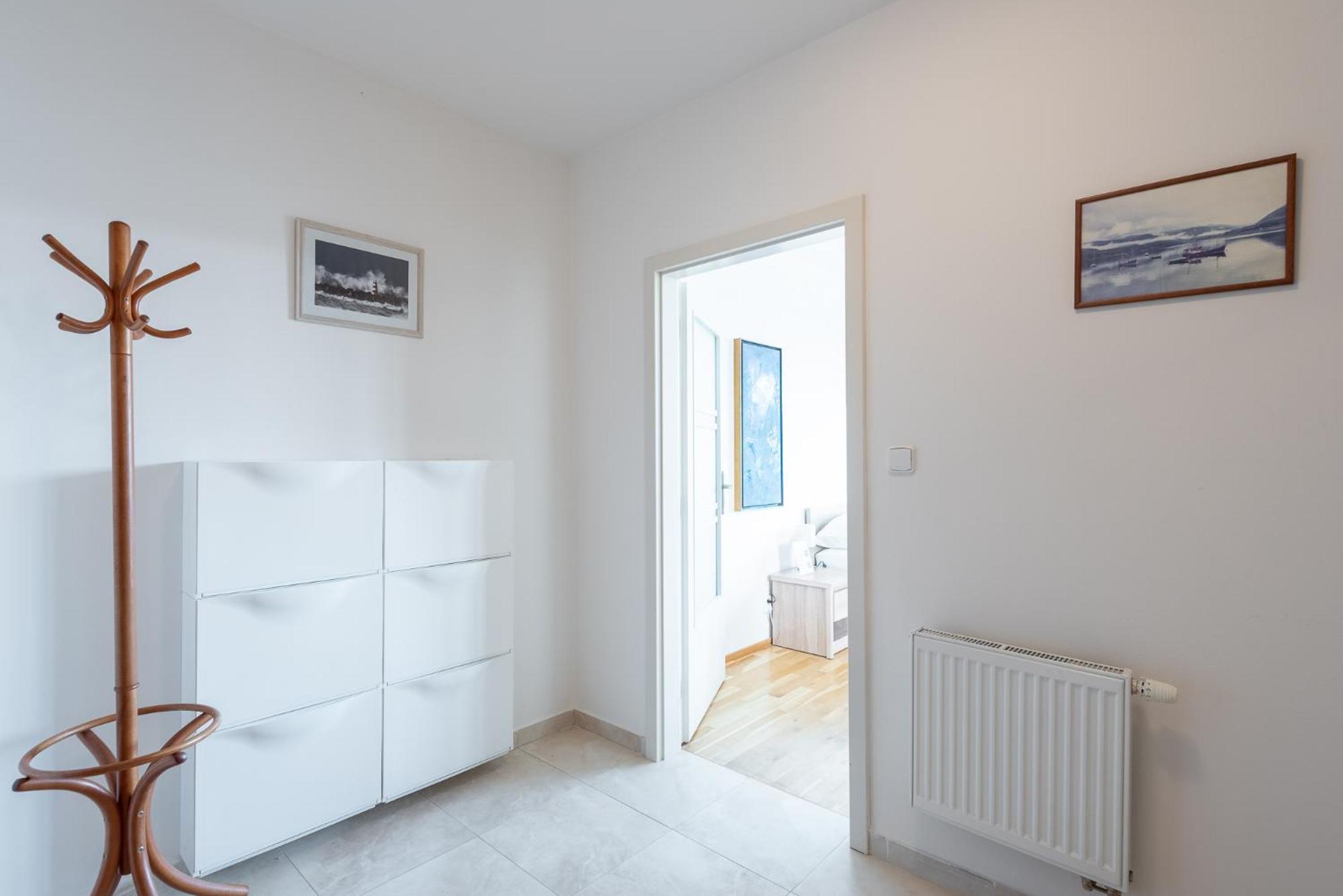 Sunny Safron Apartment Praga Zewnętrze zdjęcie